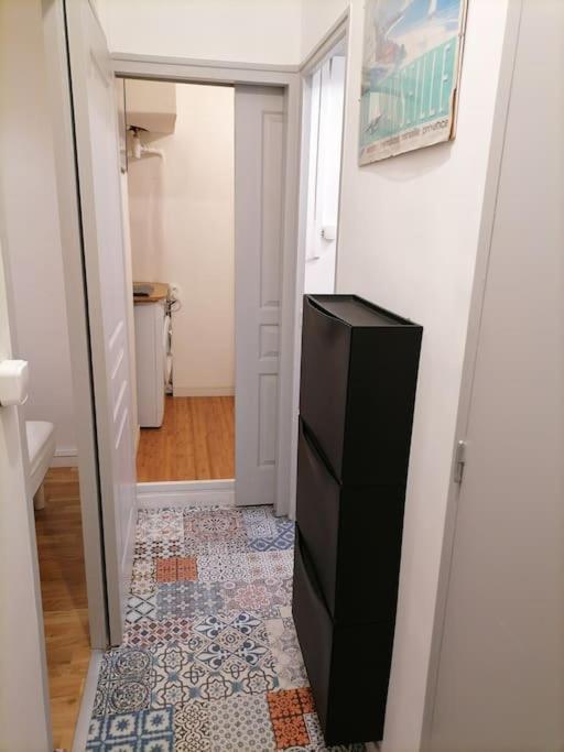 Plein Coeur Du Quartier Du Panier . Chaleureux T2. Apartment *